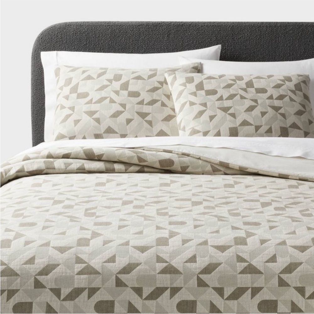 THRESHOLD NWT geo matelasse duvet & sham set -dark olive full/queen